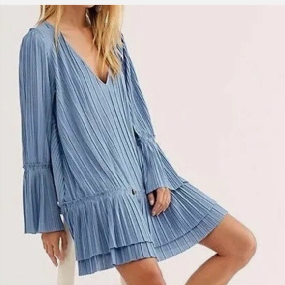 Free People Dresses & Skirts - Free People Slate Blue Pleated Mini Dress